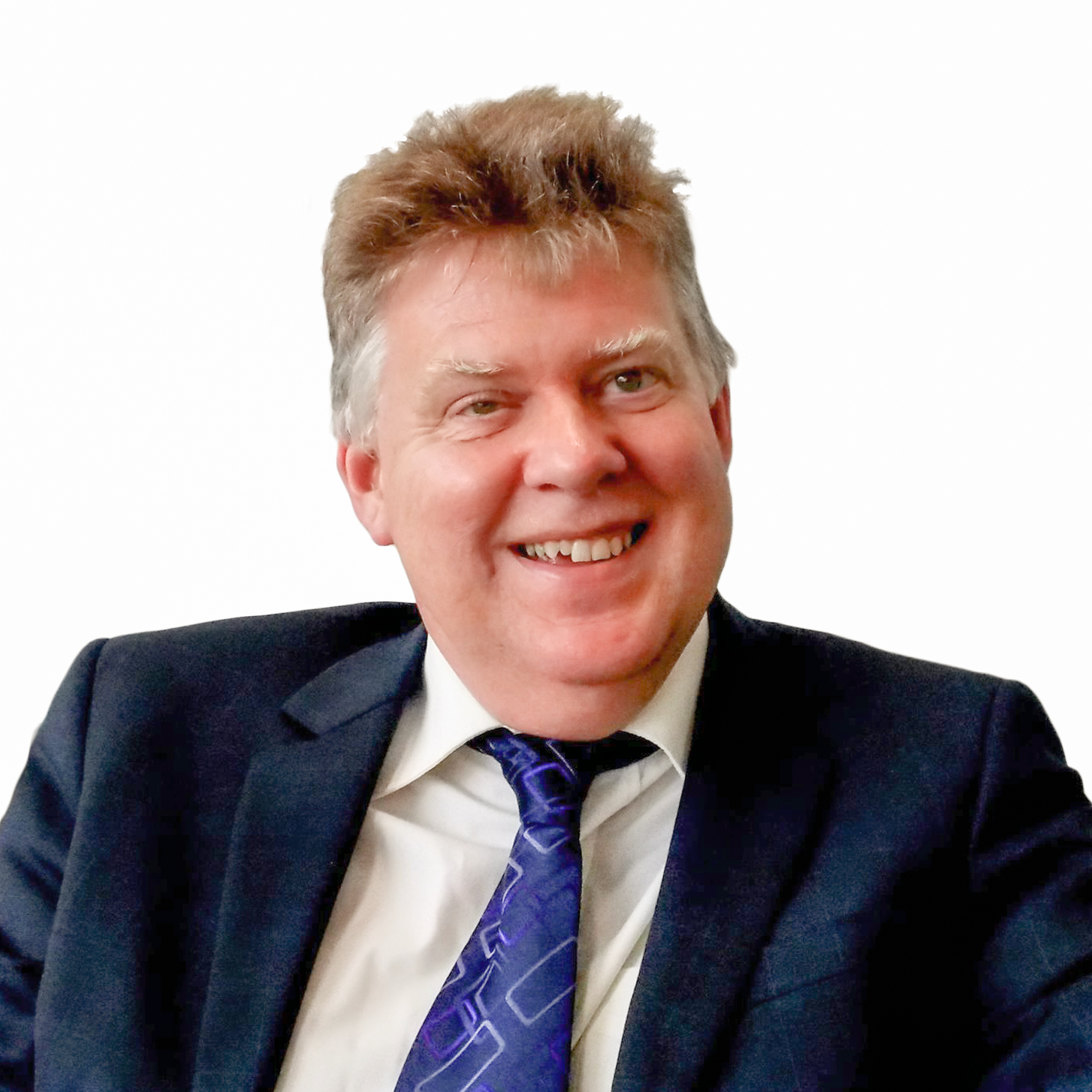 Llun pen ac ysgwyddau o Gary Emery