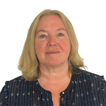 Llun pen ac ysgwyddau o Kathryn Chamberlain