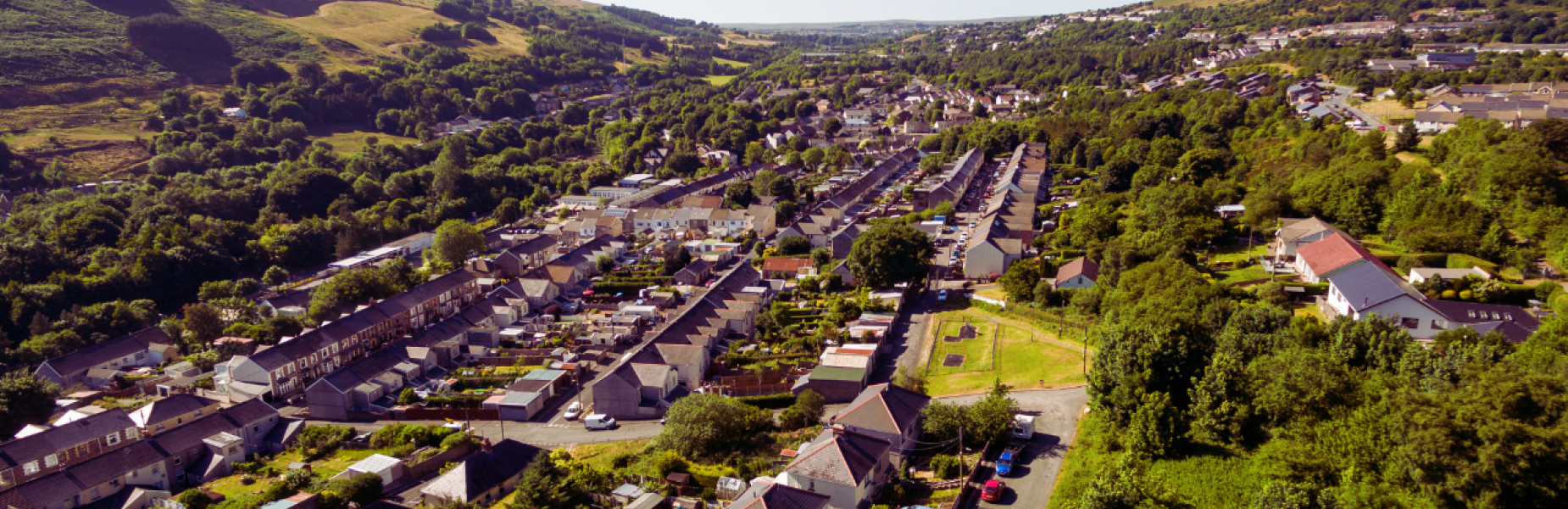 Blaenau Gwent: golwg o'r awyr